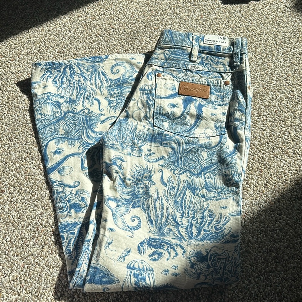 Wrangler Jeans - Picture 2 of 6